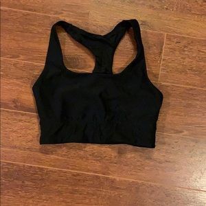 Black sports bra